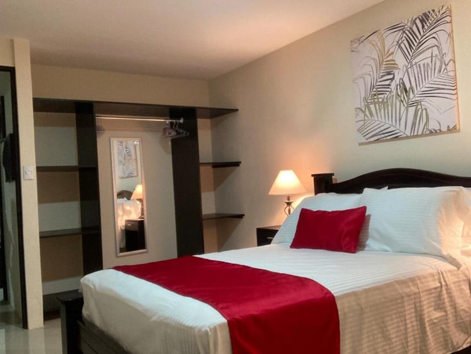 Hospedaje Ana Lu 3, Only 10 minutes from airport, Apartment in San José Province