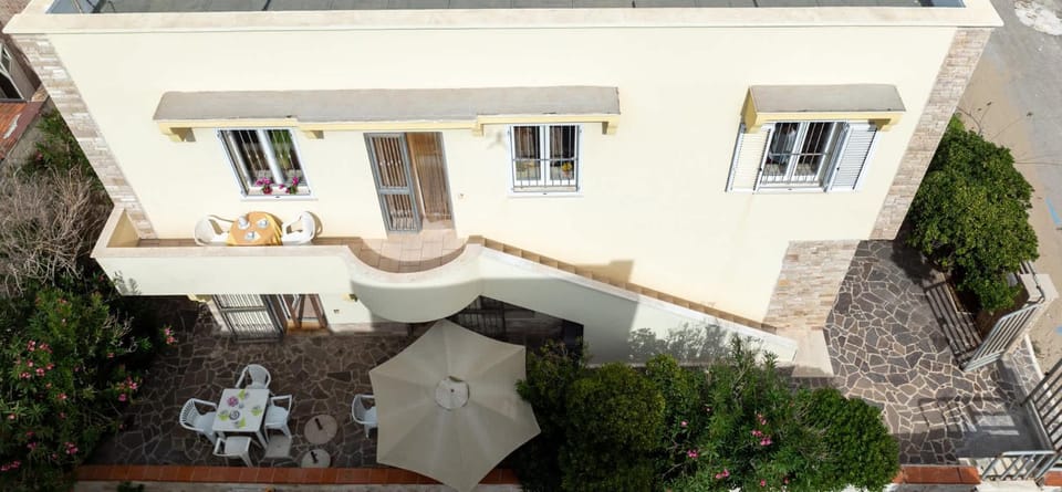 Casa Laura 2 a soli 20 mt dalla spiaggia di San Pietro in Bevagna House in Province of Taranto