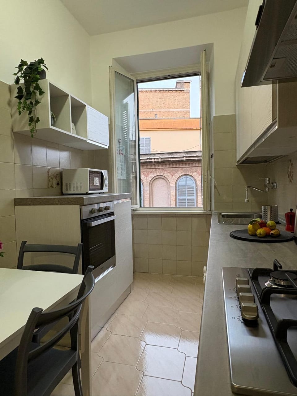 Kitchen or kitchenette, Dining area, dishwasher, minibar, oven, pet friendly, stove