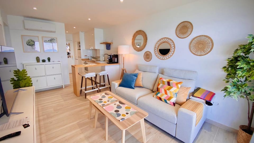TV and multimedia, Living room, kitchen