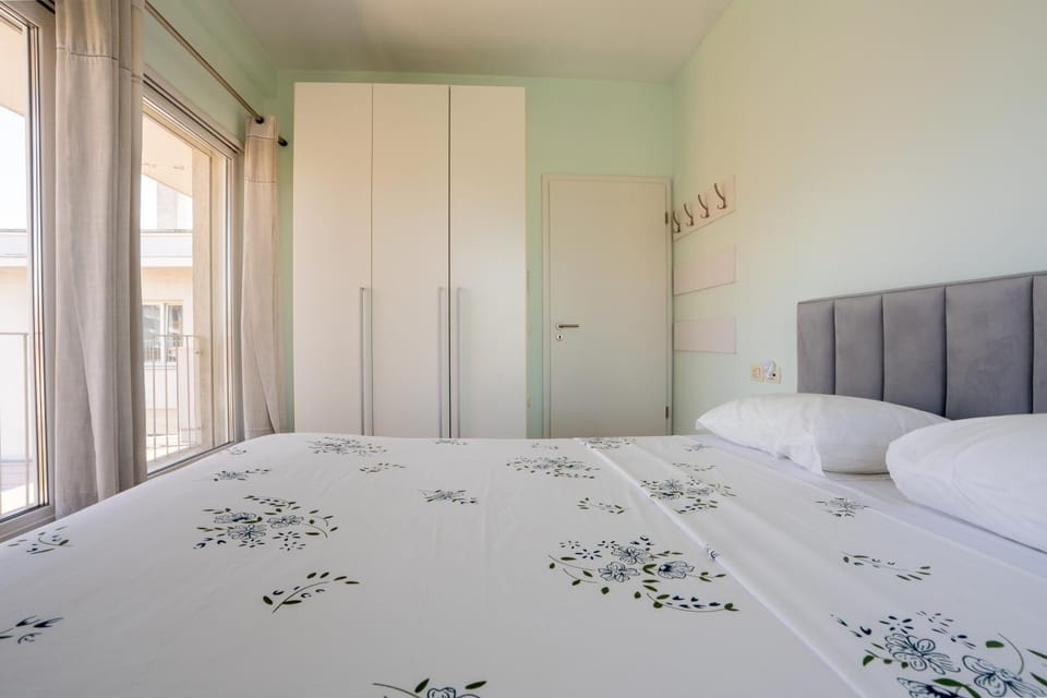 Bed, Bedroom, wardrobe