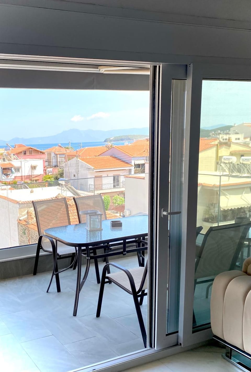 Alina's & Alex's Apartments Apartment in Nea Peramos