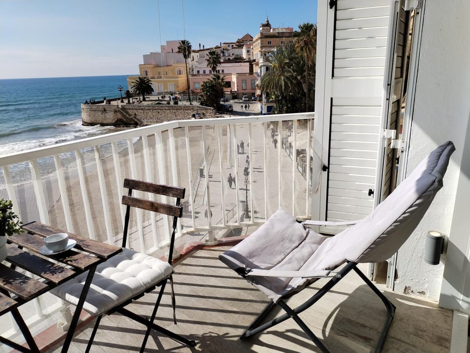 Natural landscape, View (from property/room), Balcony/Terrace, Sea view, sunbed