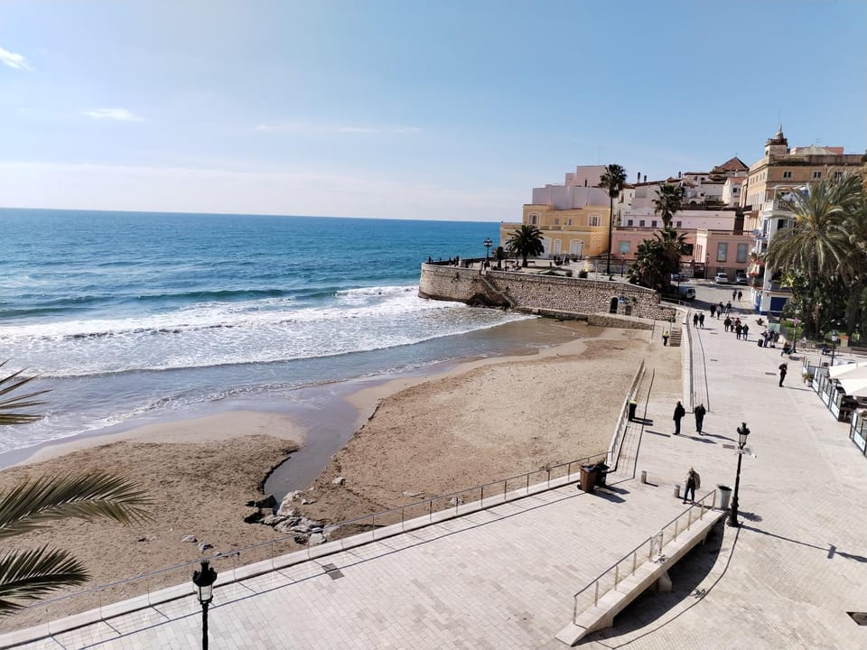 Nearby landmark, Beach, City view, Sea view