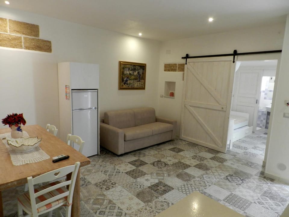 Living room, Photo of the whole room