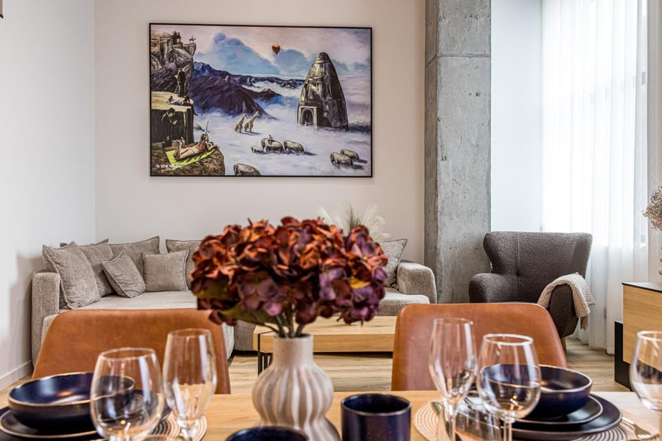 Living room, Dining area