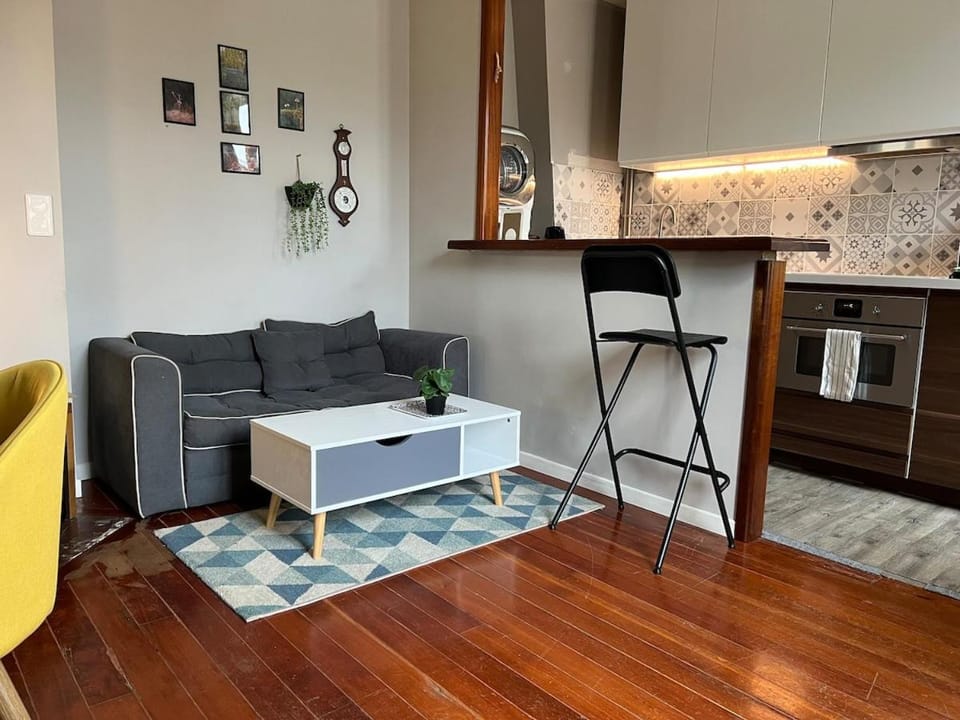 Living room, Lounge or bar