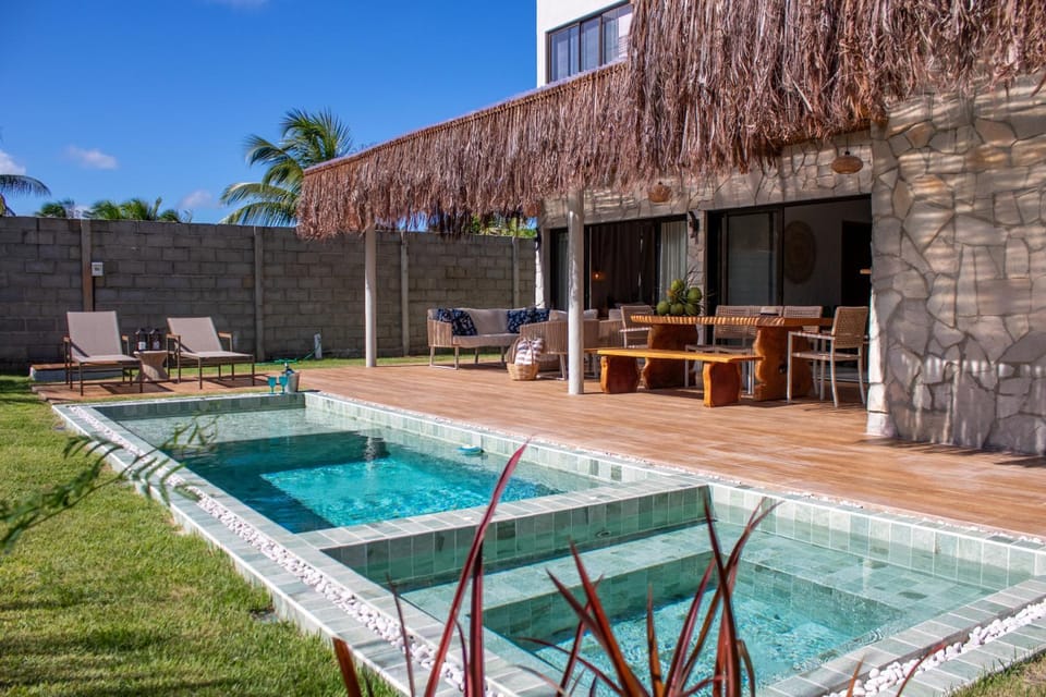 Patio, Swimming pool, Swimming pool
