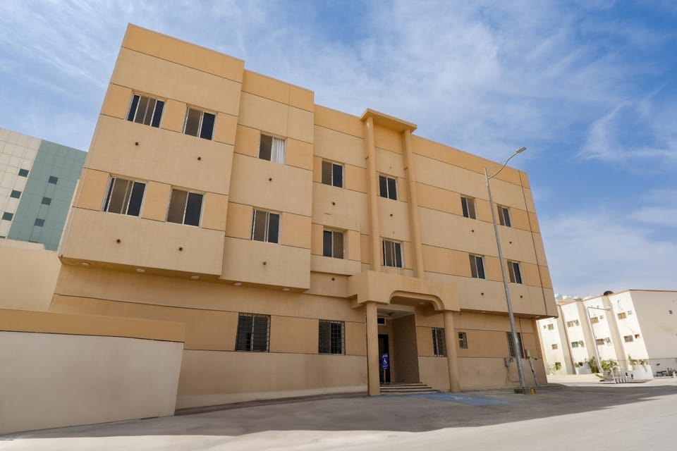 Property building, Day, City view