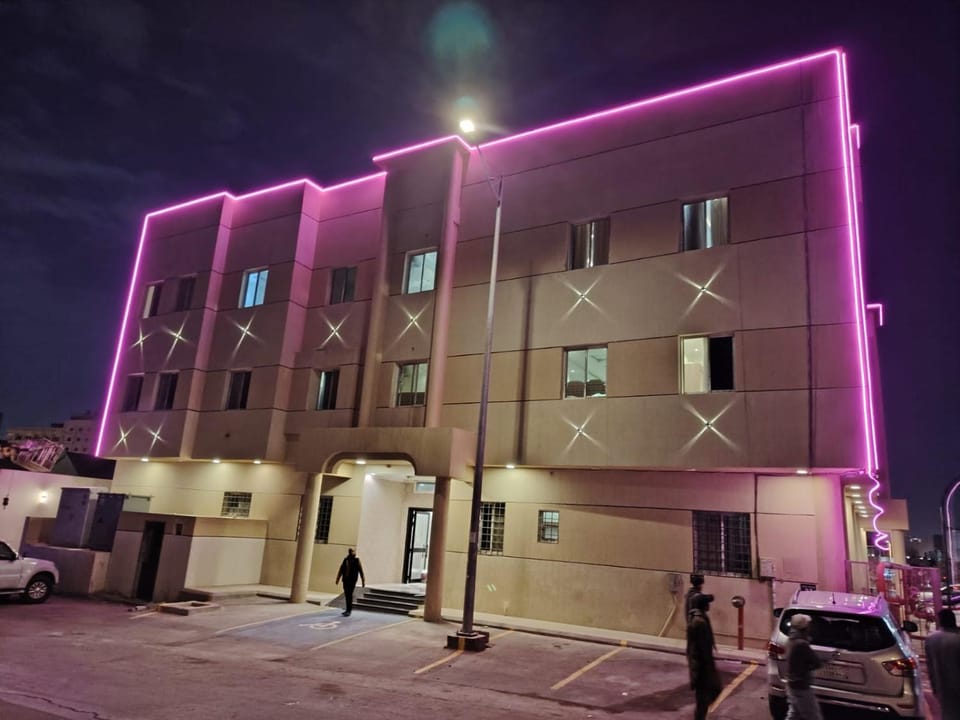 Property building, Street view