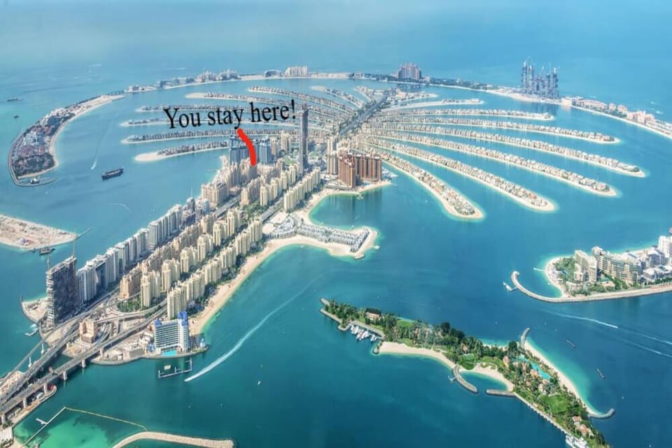 Infinity Pool Studio in Palm Jumeirah on Exclusive West Beach Apartment in Dubai