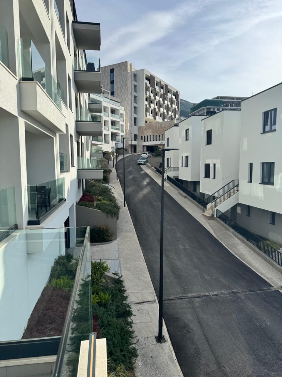 Neighbourhood, Street view, Location