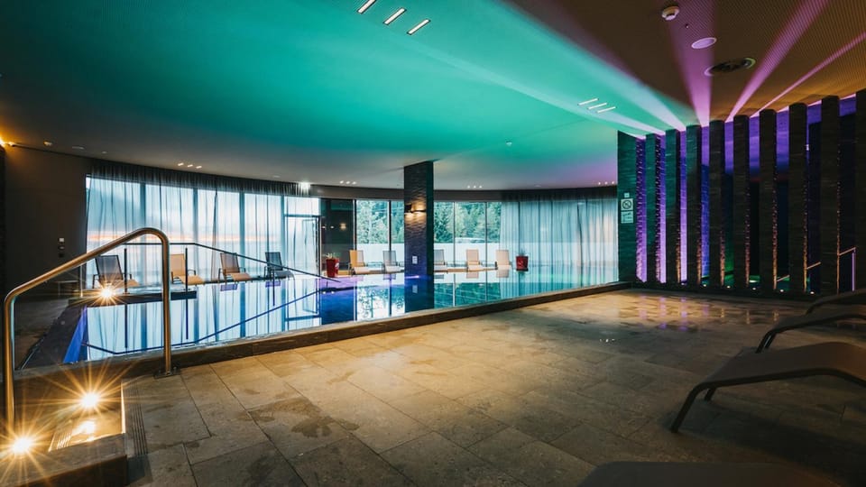 Spa and wellness centre/facilities, Swimming pool