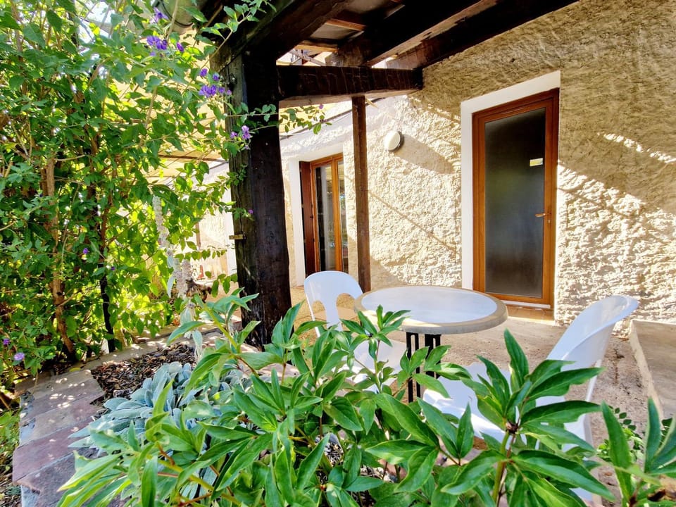 Love Room LA FABULEUSE Apartment in French Riviera