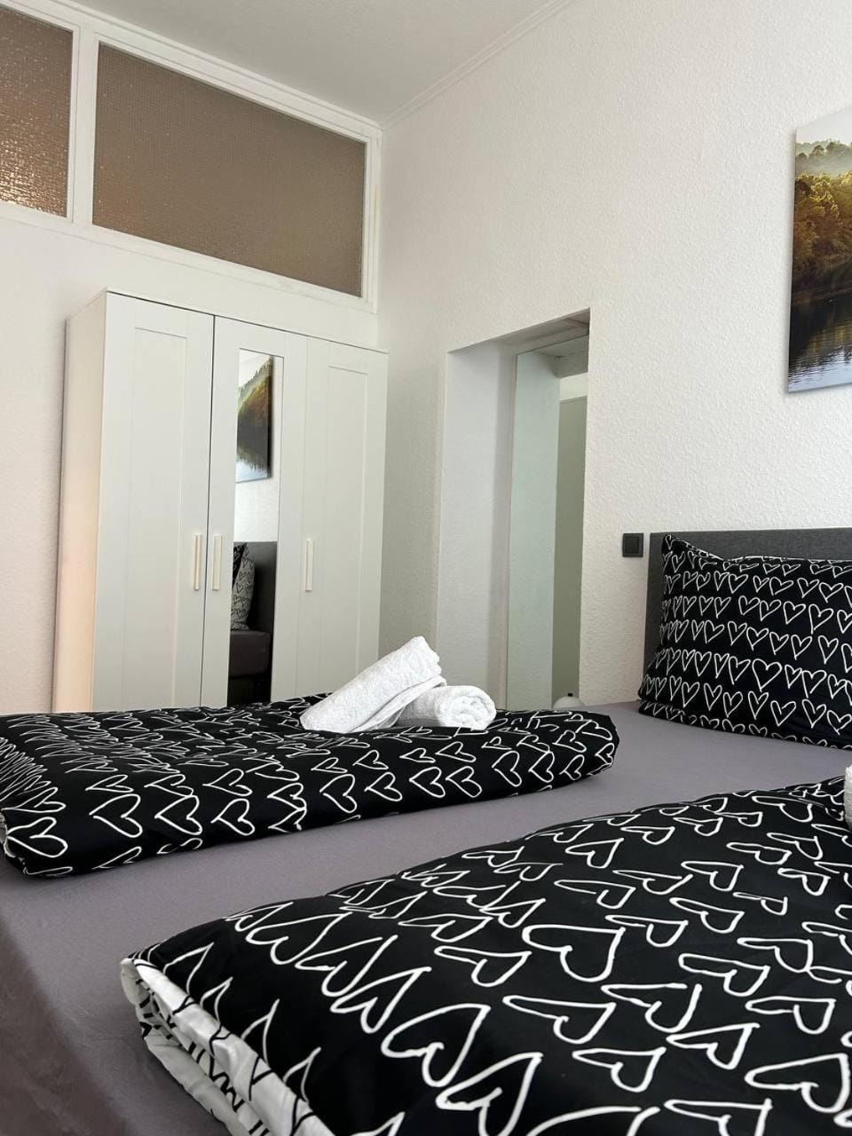 Bed, Photo of the whole room, Bedroom, wardrobe