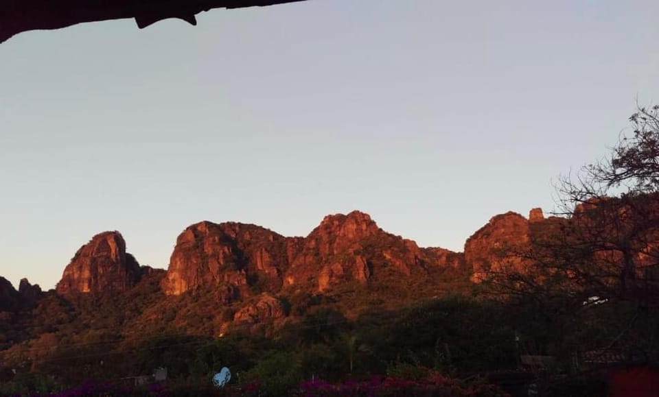 Hermosa casa familiar en Tepoztlan House in State of Morelos