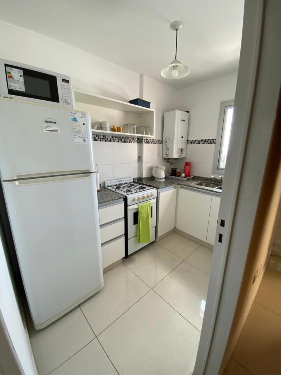 Kitchen or kitchenette, microwave, oven, pet friendly