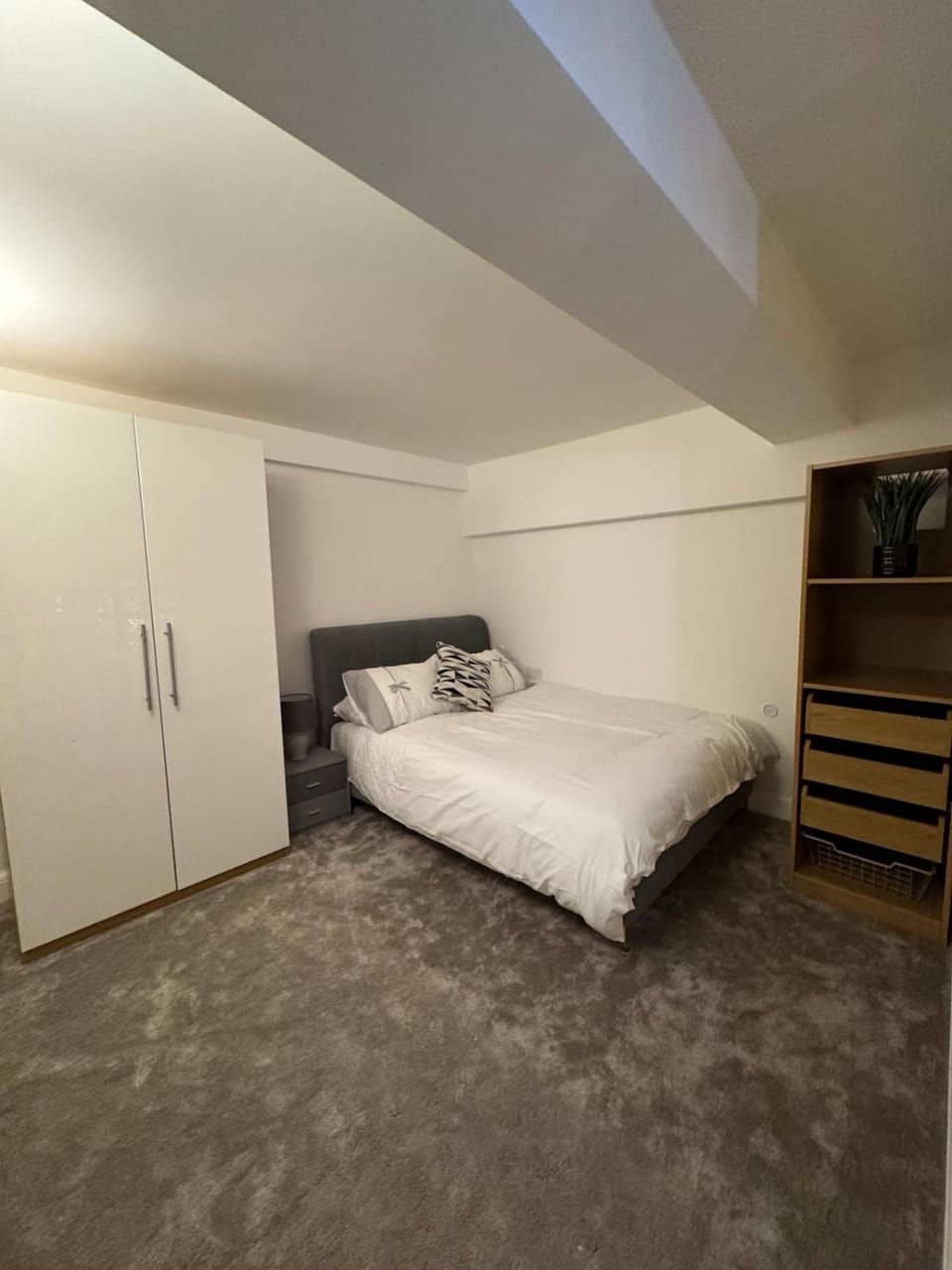 Bed, Bedroom, wardrobe