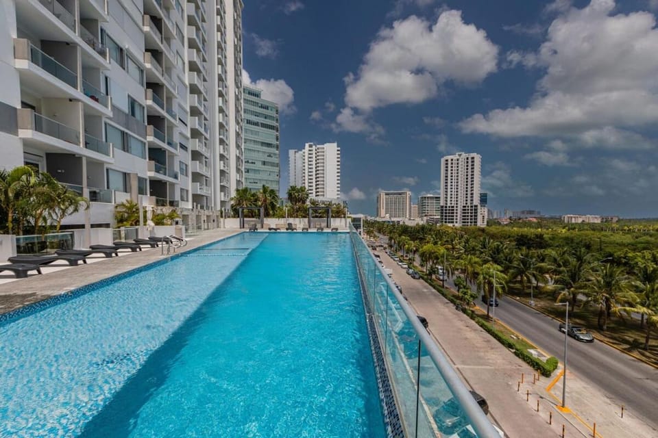 Laguna Vista Cancun Panama Torre Malecon Apartment in Cancun