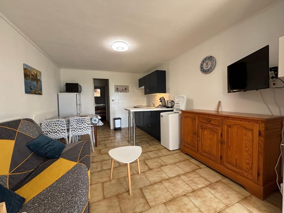 Appartement T2 rénové face à la plage avec WIFI à Argelès-sur-Mer - FR-1-309-494 Apartment in Argeles-sur-Mer