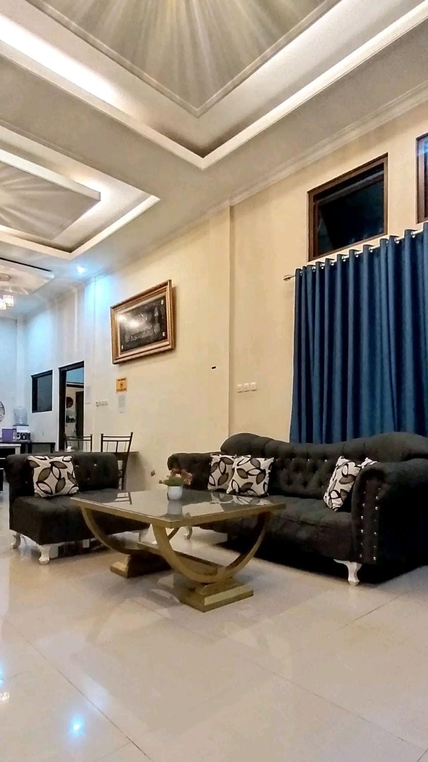 Dmitry Hotel in West Java