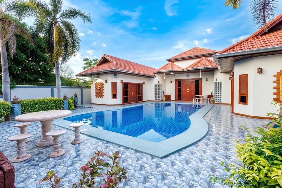 D Pool Villa Pattaya Villa in Pattaya City