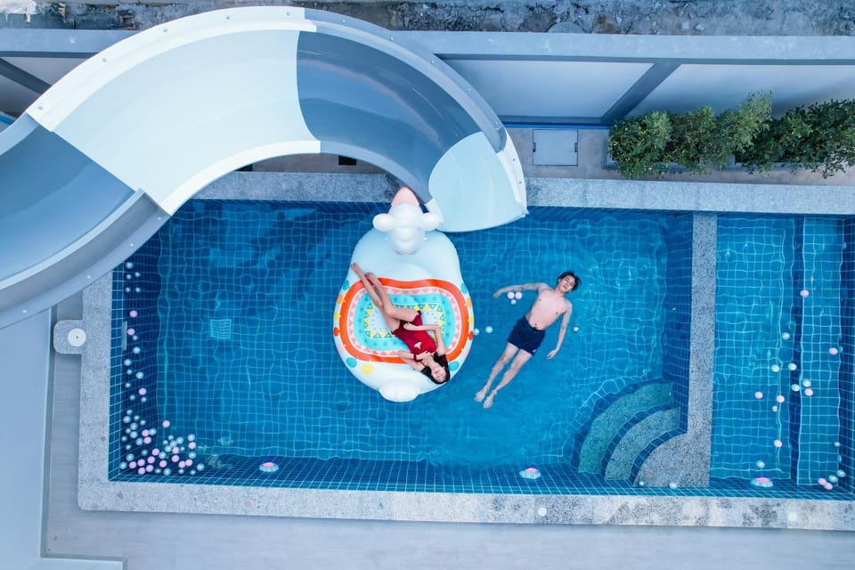 Swimming pool