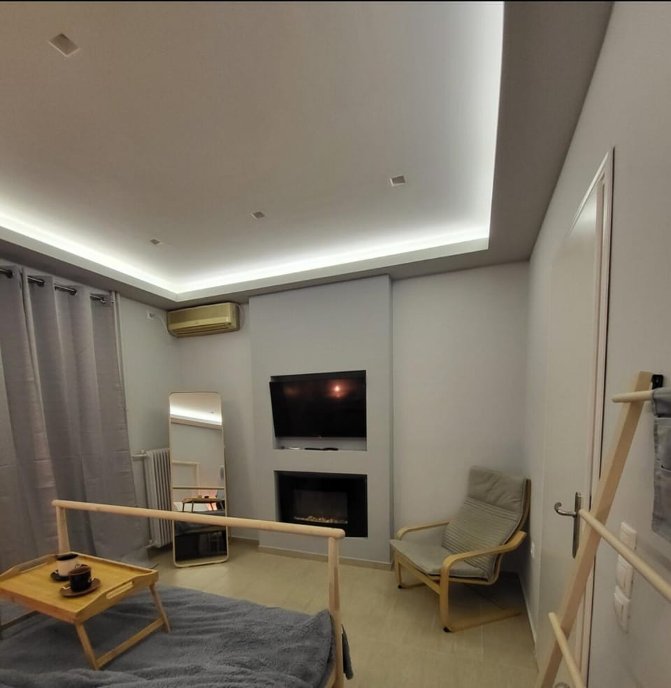 TV and multimedia, air conditioner