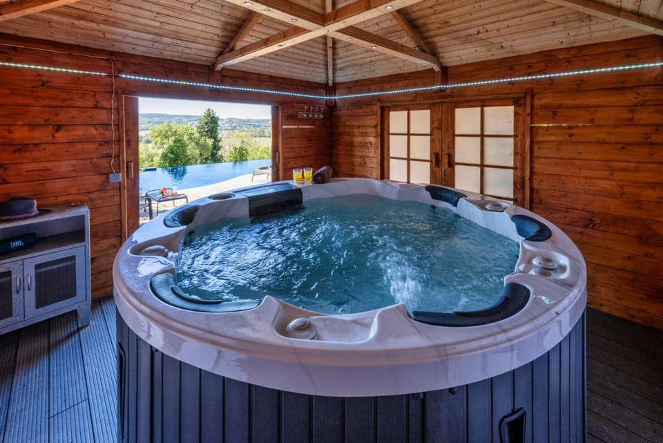 Hot Tub, Spa and wellness centre/facilities, Pool view