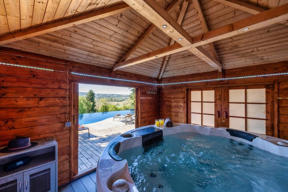 Hot Tub, Spa and wellness centre/facilities, Pool view
