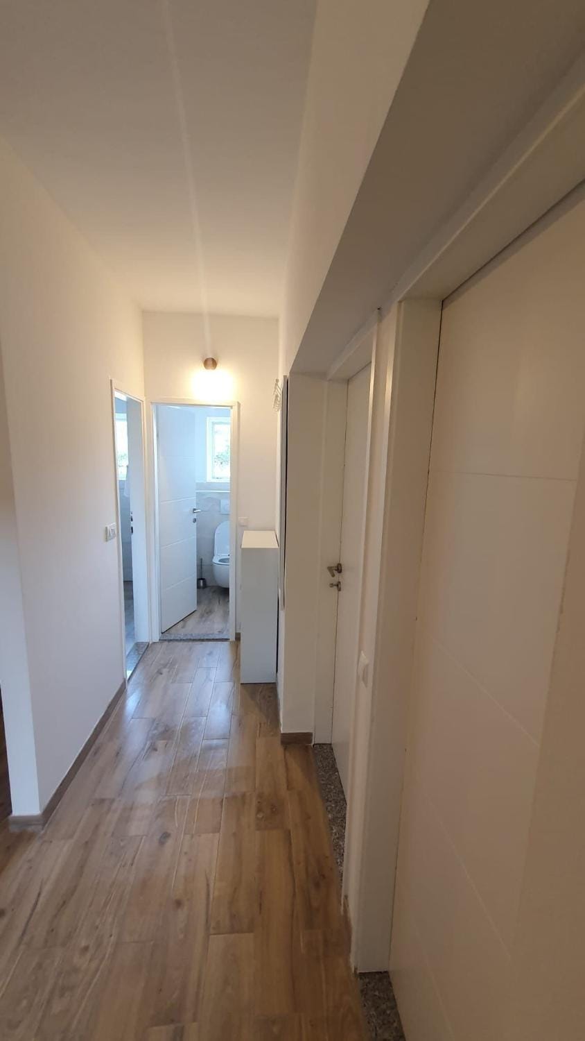 Apartman Ena terasa&parking Apartment in Tisno