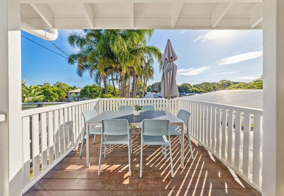 Captain Carlos Two Apartment in Rainbow Beach
