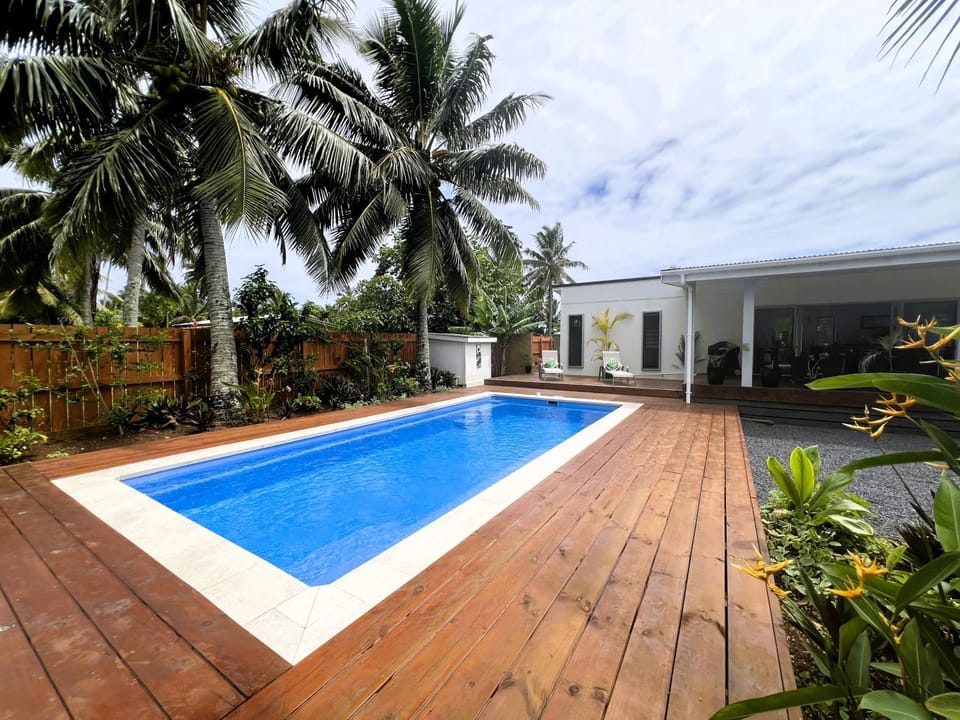 Property building, Swimming pool