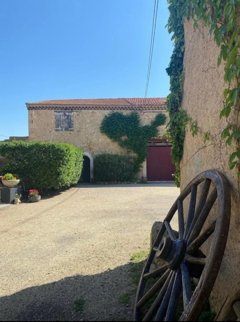 Gite au cœur des vignes House in Béziers