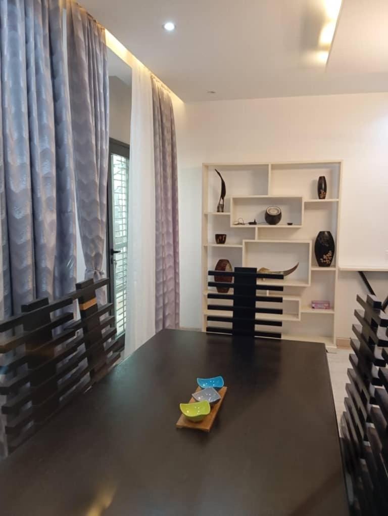 Almadies 2 - Appt 2 chambres moderne tout confort - 200m du Rd Point Sedima Apartment in Dakar Region, Senegal