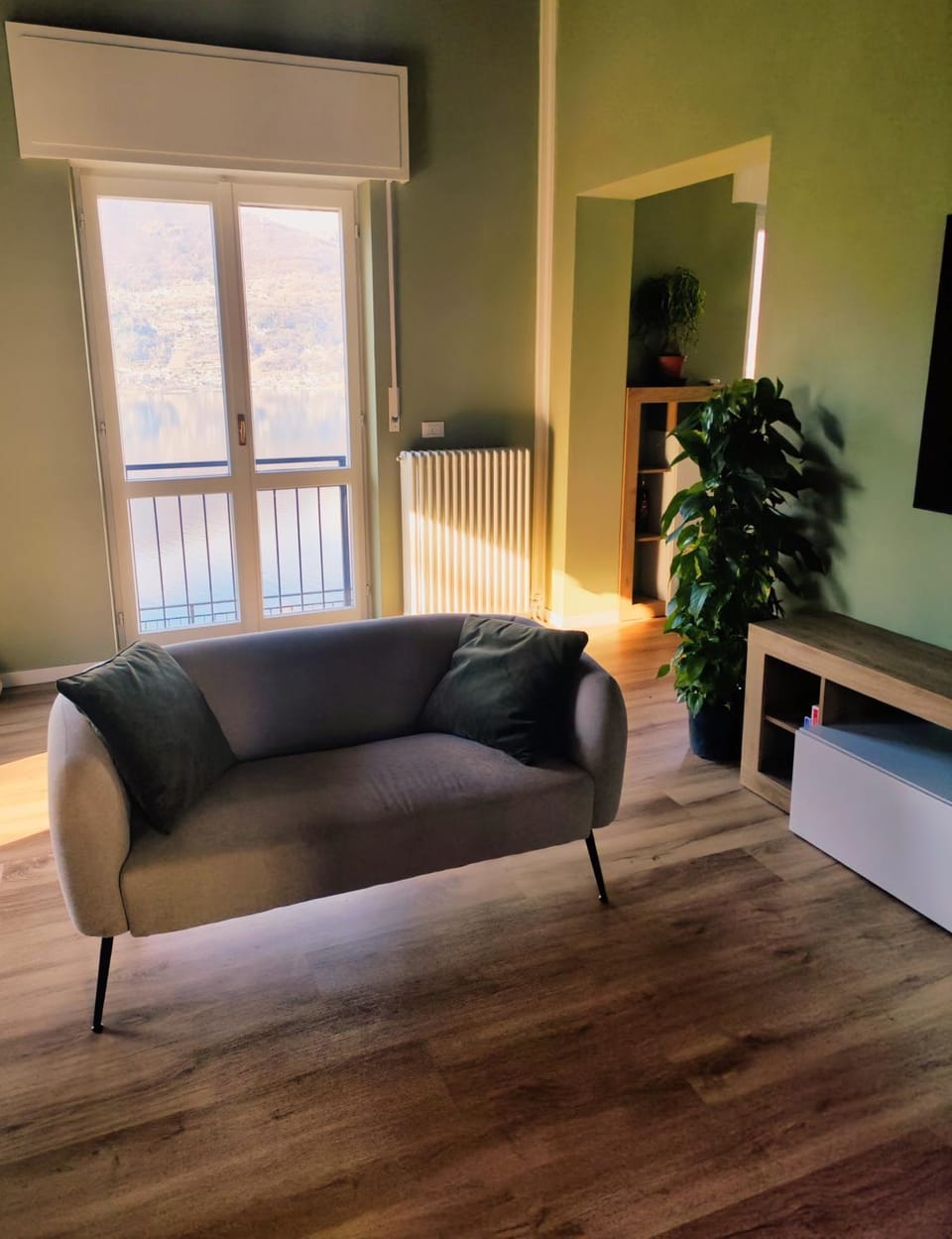 LAGUNA BLU - Villa da sogno con idromassaggio panoramico sul Lago di Como Villa in Colico