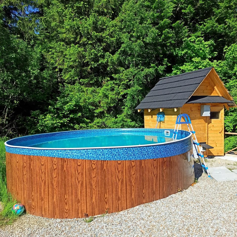 Sauna, Swimming pool