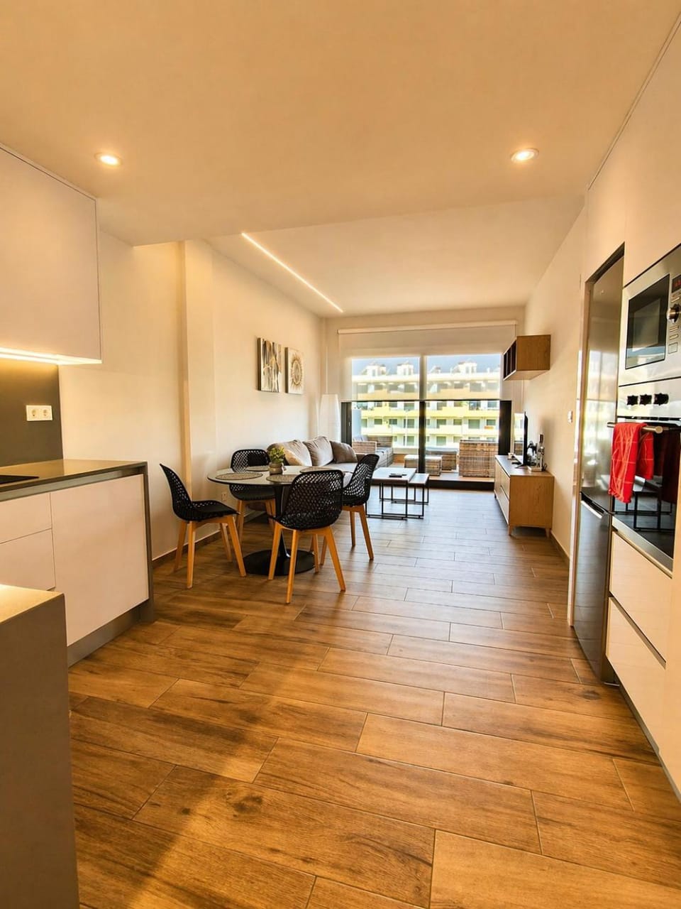 Claudia Luxury Apartment near the beach with a pool, gym, and secure gated parking Apartment in Costa Blanca