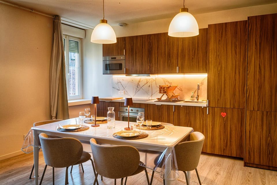 Kitchen or kitchenette, kitchen