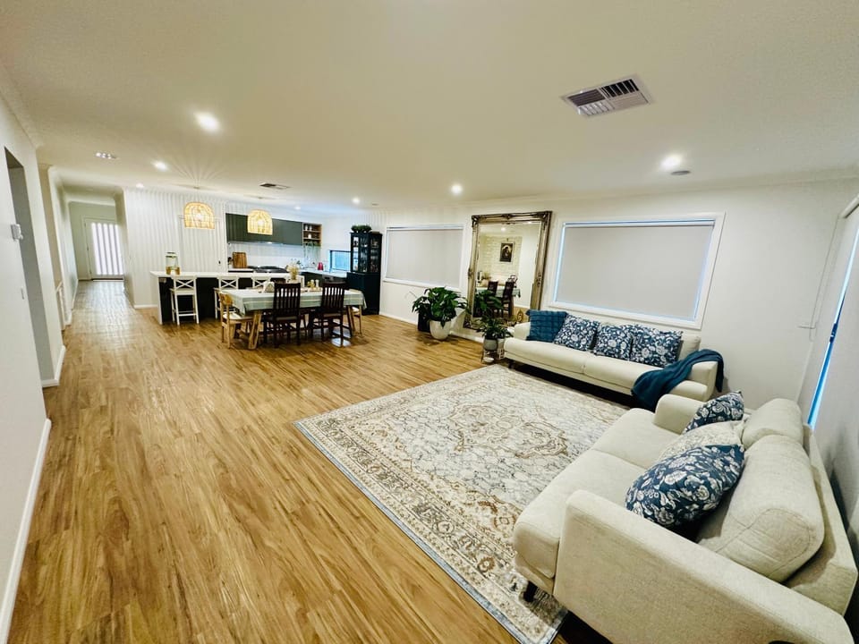 Kitchen or kitchenette, Living room, Dining area