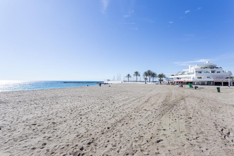 7A MTR - Marbella Temporary Rent Apto 2 Dormitorios Sea View Apartment in Marbella