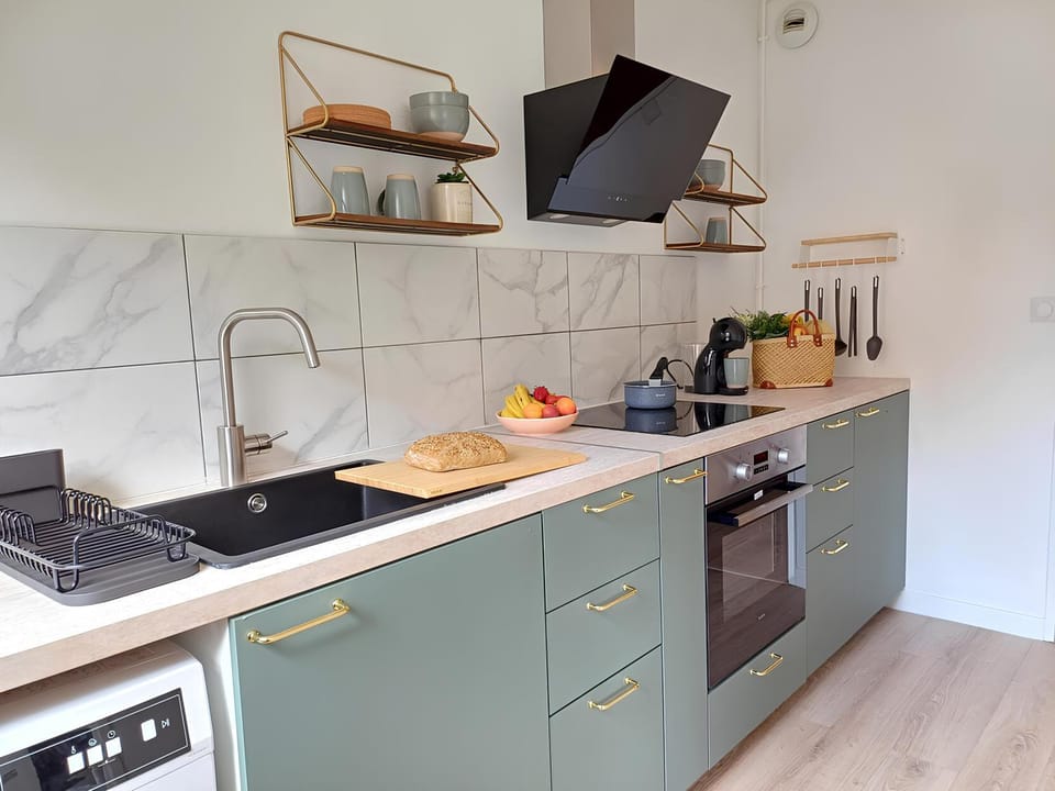 Kitchen or kitchenette