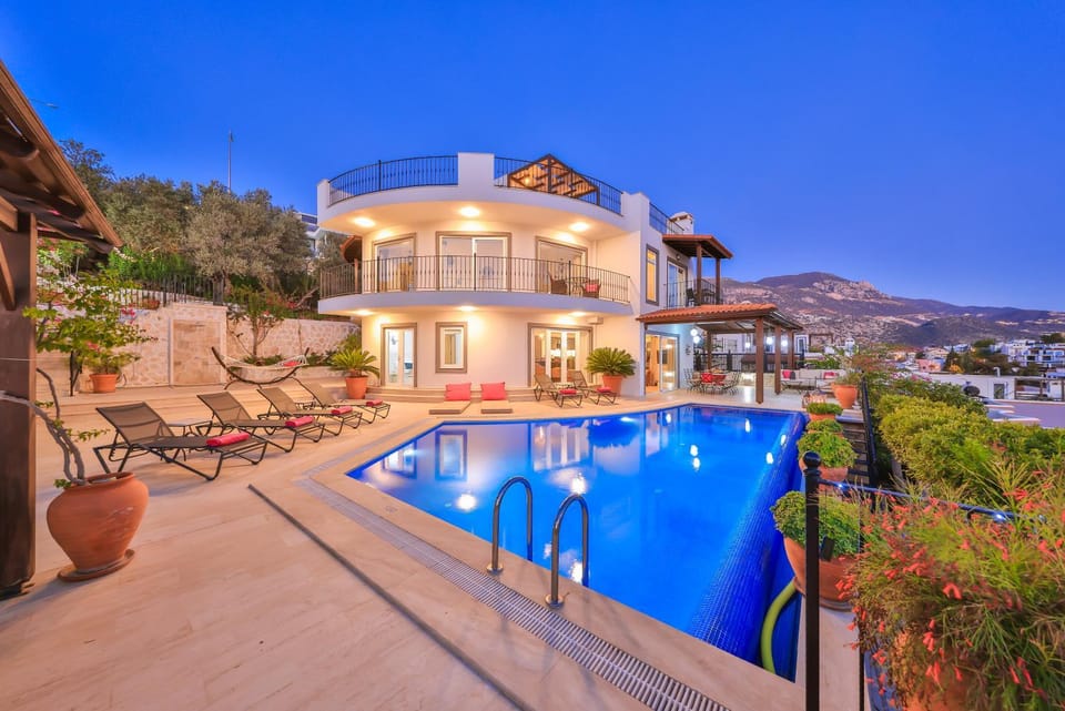 Balcony/Terrace, Swimming pool