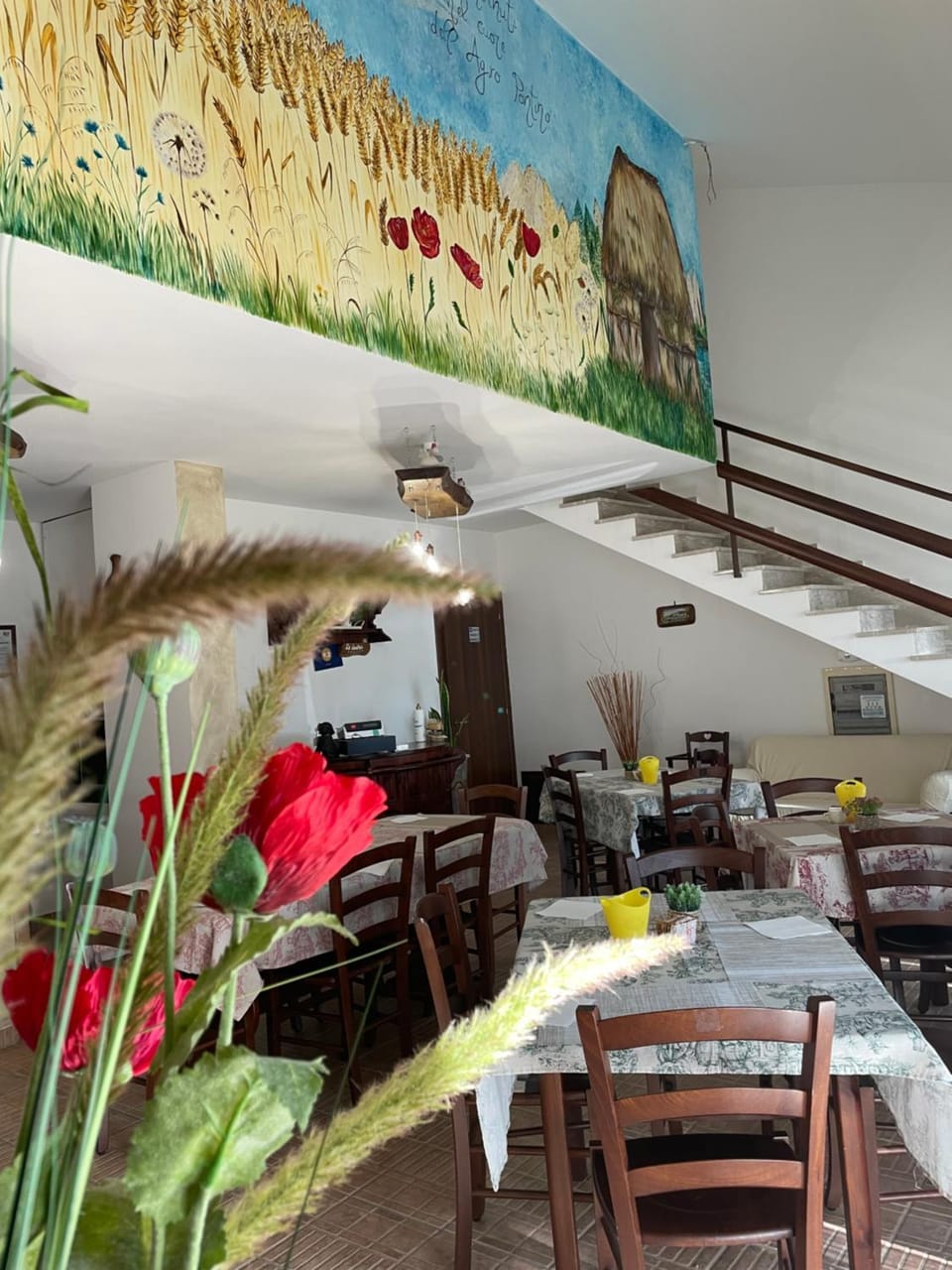 Communal lounge/ TV room, Breakfast