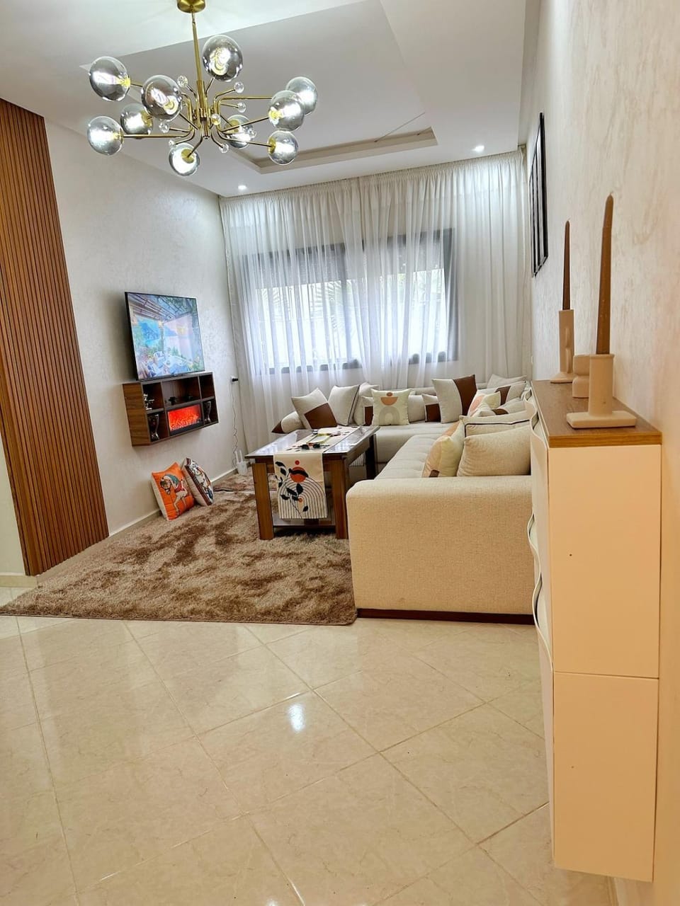 Communal lounge/ TV room