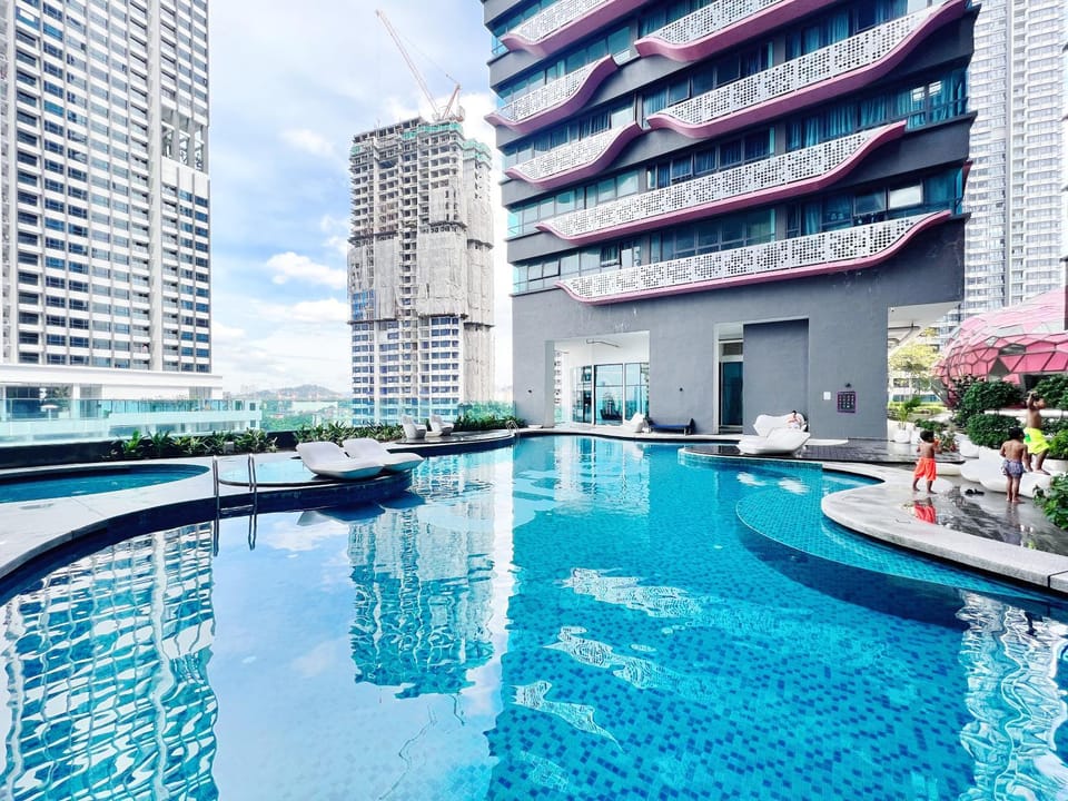 Pool view, Swimming pool