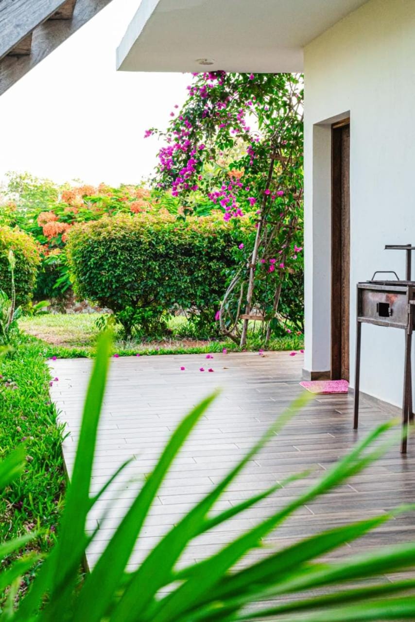 BBQ facilities, Balcony/Terrace, Garden view