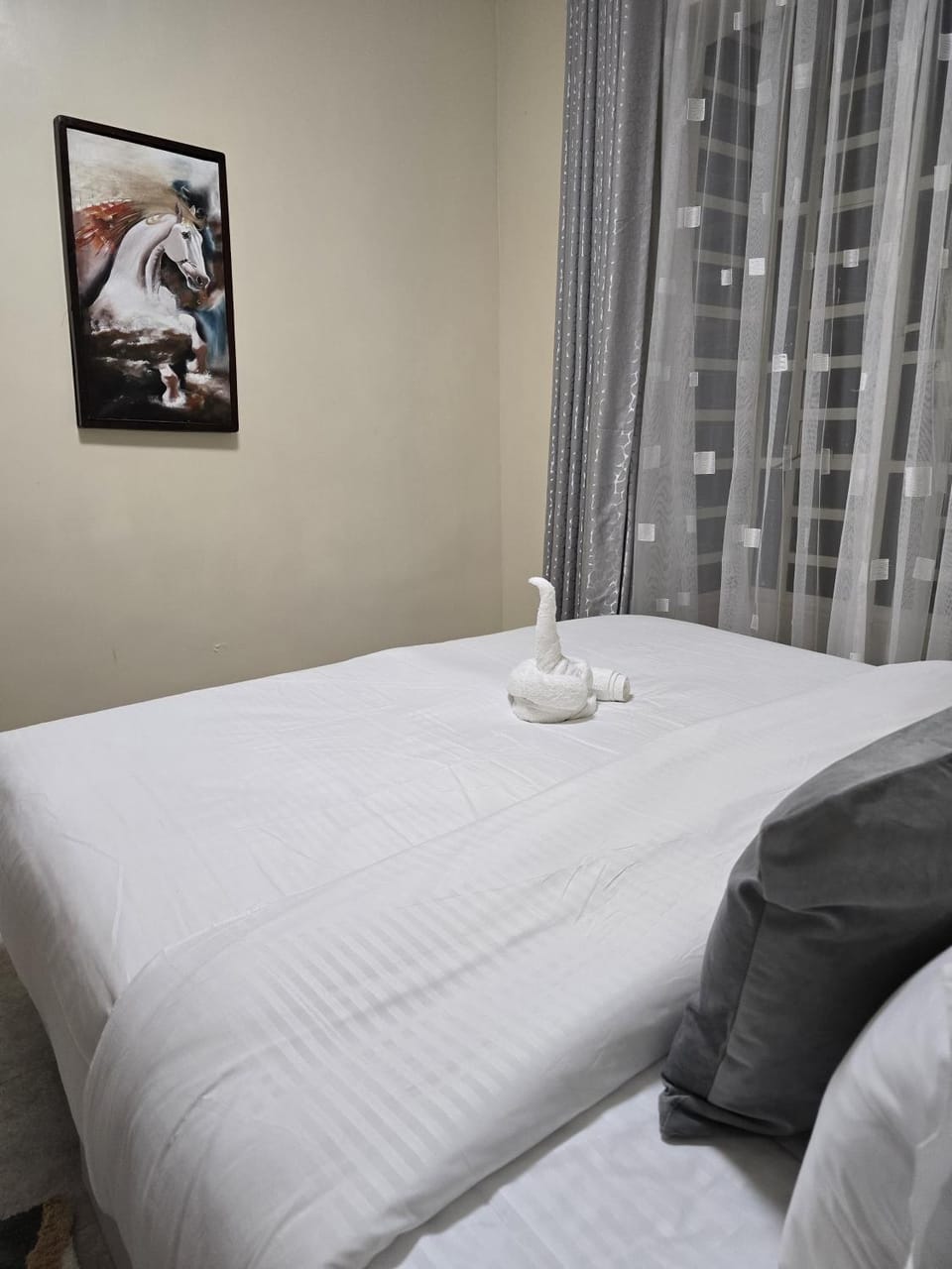 Bedroom, towels