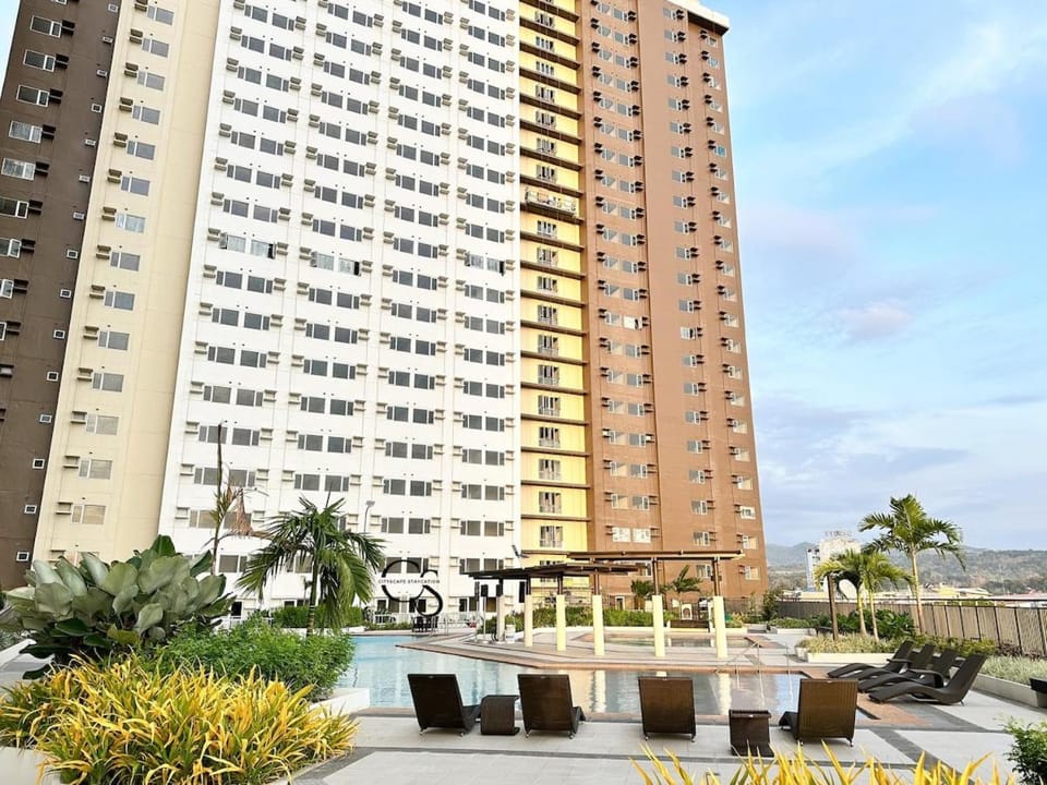 Heart of CDO Cozy Staycation Apartment in Cagayan de Oro