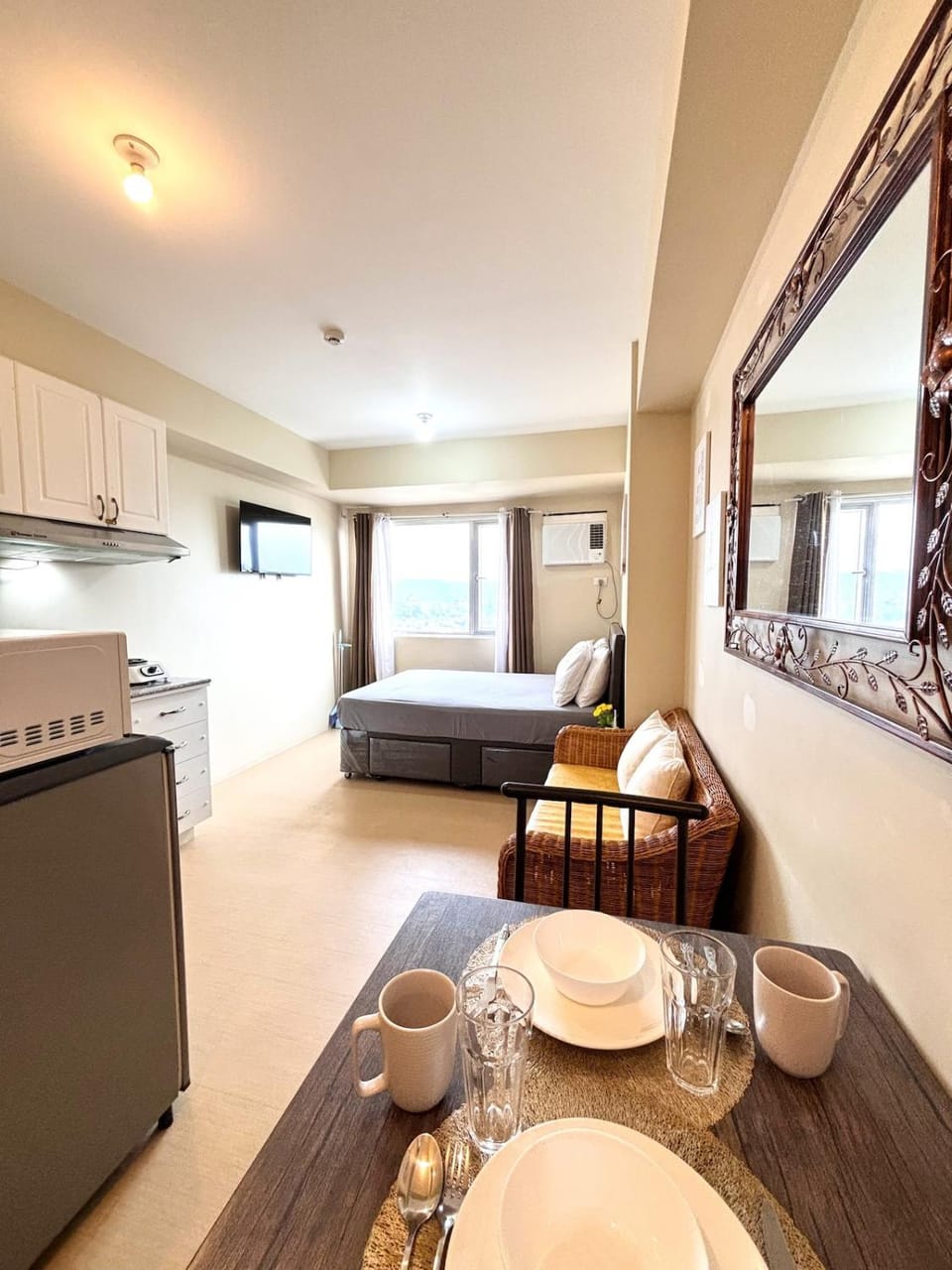 Heart of CDO Cozy Staycation Apartment in Cagayan de Oro
